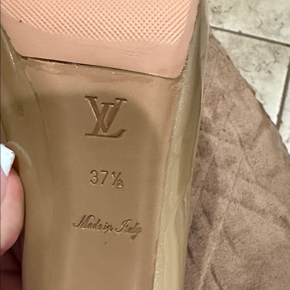 Gold Open Toe Pumps - Picture 4 of 9